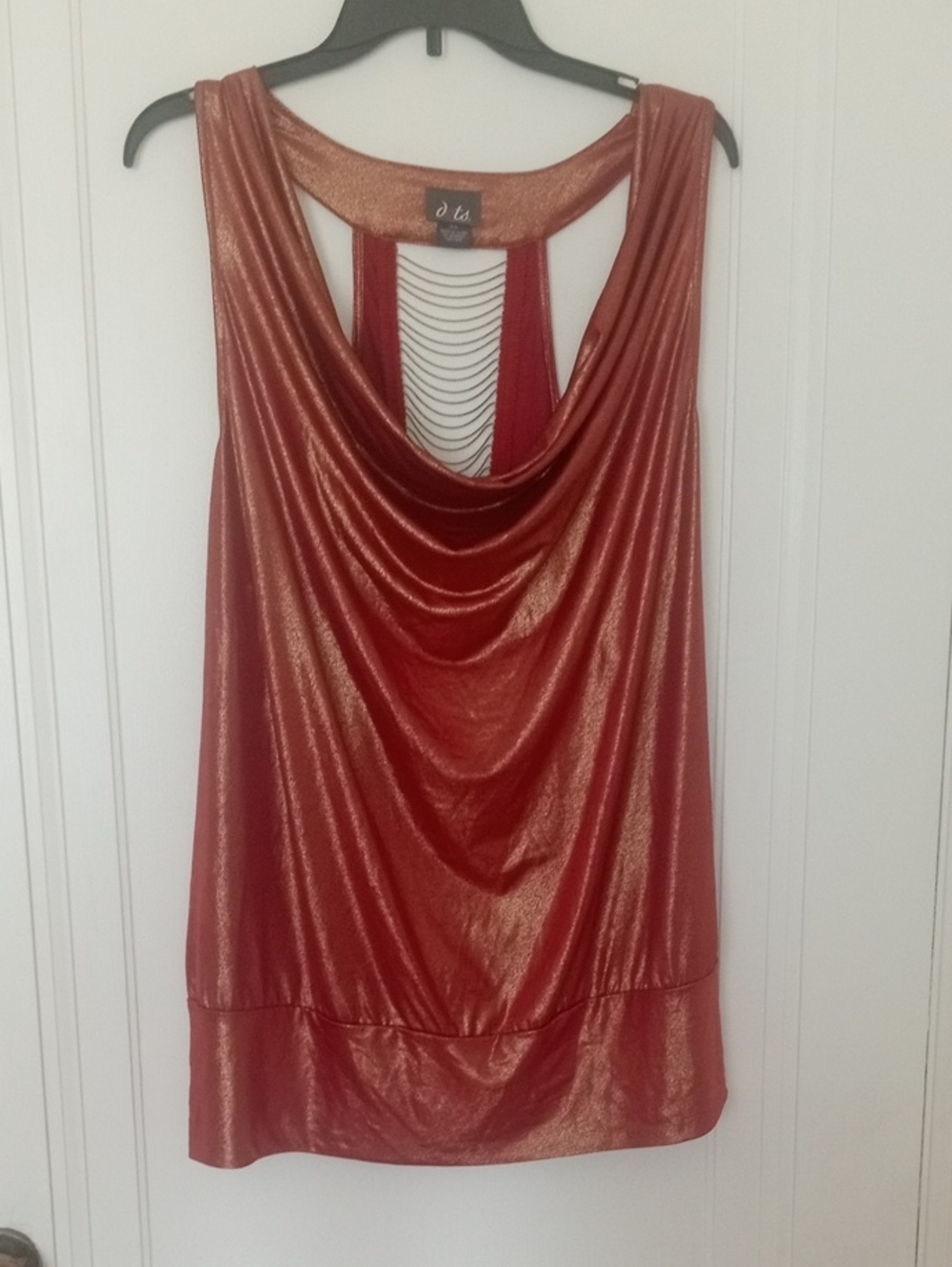 women 3x red metallic sleeveless top chain accent back shoulders